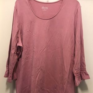 3/4 bell sleeve top. Antique rose